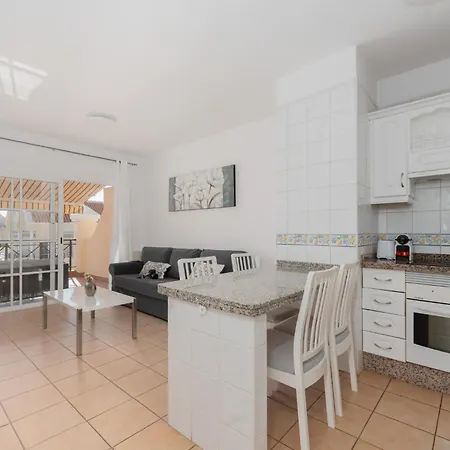 Park & Pool Apartament *