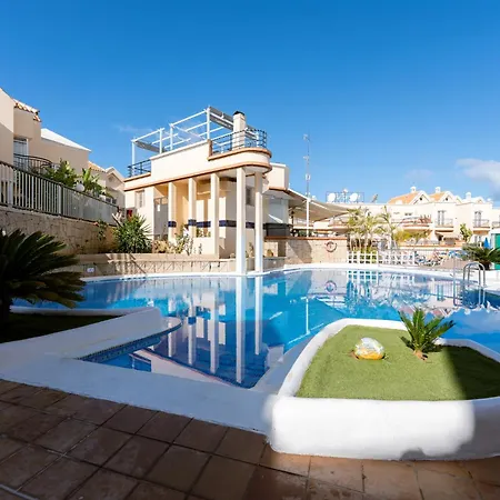 Park & Pool * אדחה